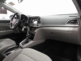 2018 Hyundai Elantra SEL for sale in Rochester, NY – photo 17