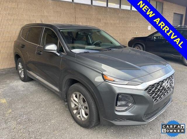 2020 Hyundai Santa Fe SE 2.4 for sale in Rochester, NY